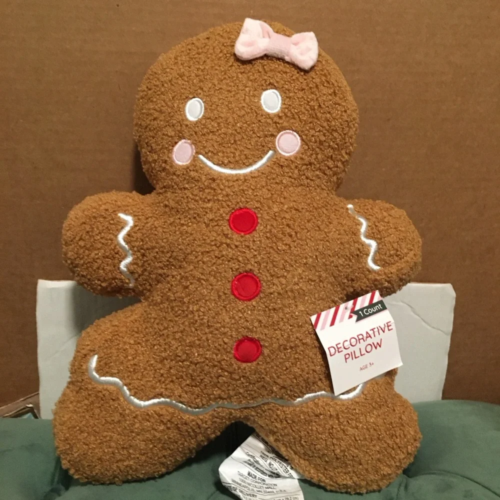 NWT Target Christmas Gingerbread Woman Boy Girl Pillow Bullseye's Playground Set